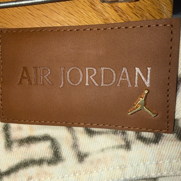 Air Jordan Carpenter Pants Legend Men's Graphic Print Pants Sz 36 - Picture 14 of 16